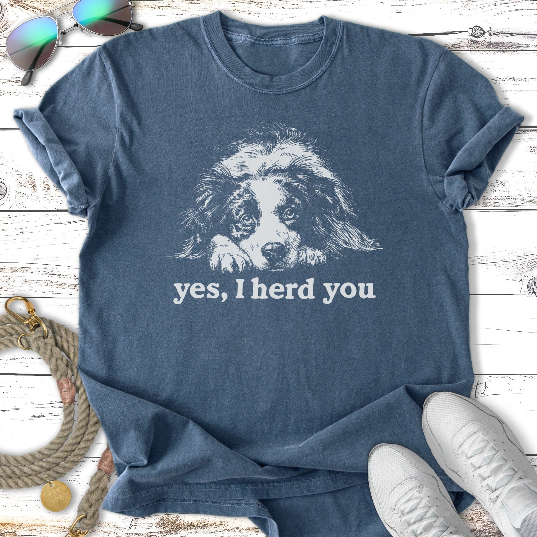 T-shirt with a dog's face and the text "yes, i herd you".