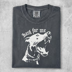 T-shirt featuring a snarling dog graphic and "Dark for me" text.