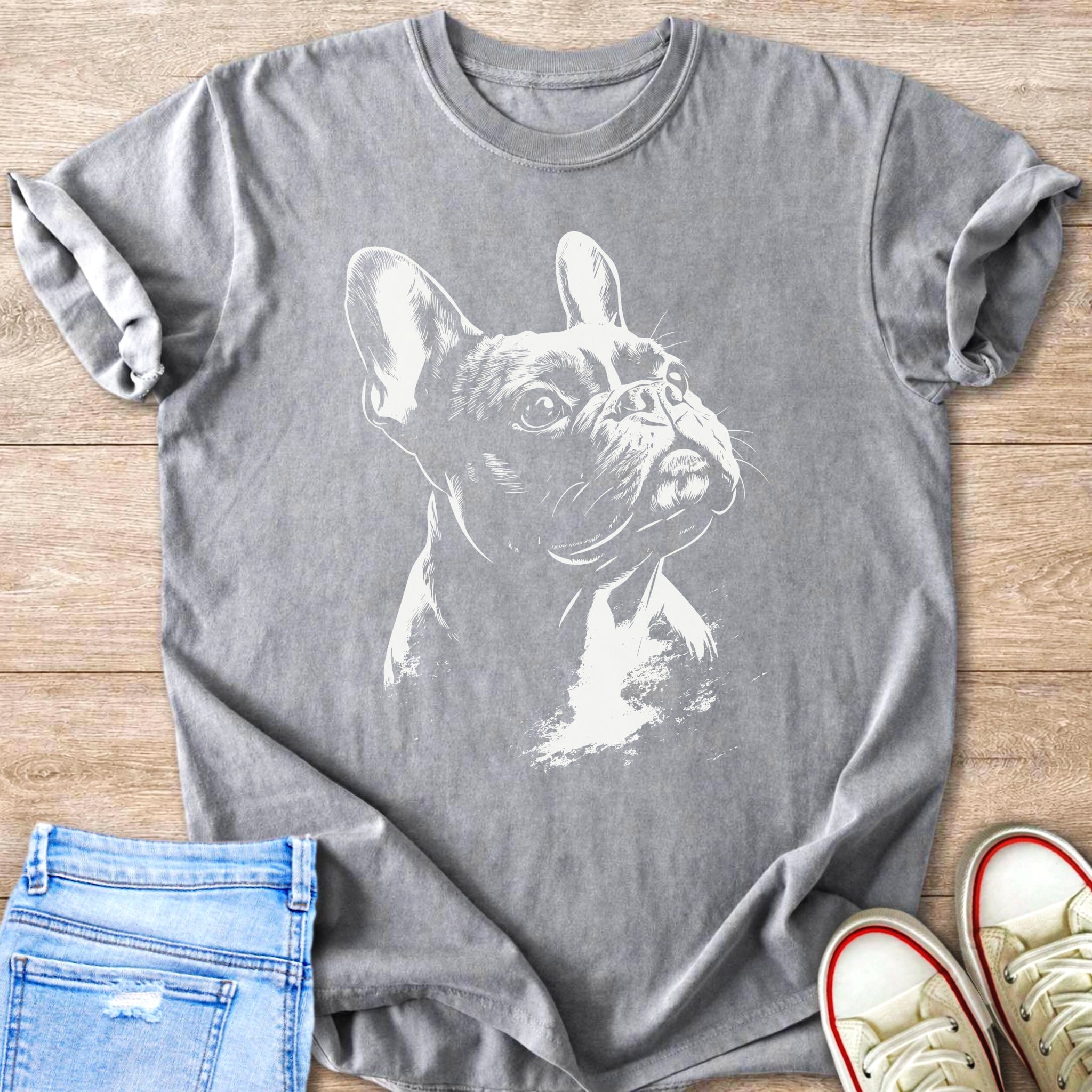 French bulldog sketch on a gray t-shirt with jeans and sneakers.