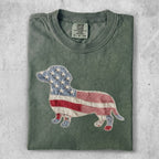 T-shirt with a patriotic dachshund design made of fabric patches.