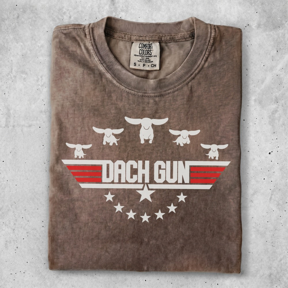Brown t-shirt with "DACH GUN" and flying bulldogs in red and white.