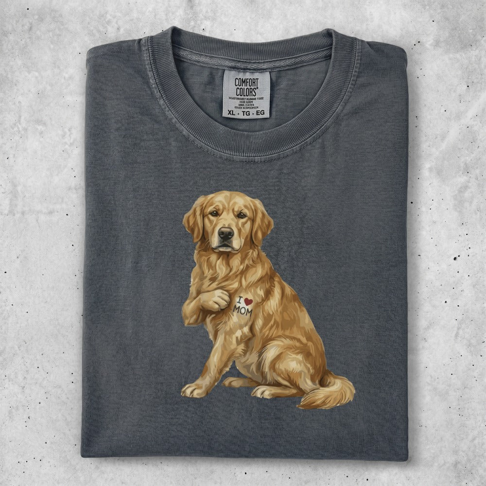 Gray t-shirt with Golden Retriever graphic and "I <3 MOM" text on its chest.